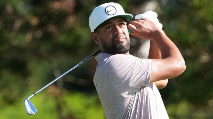 Tony Finau est photographié au Tournoi des Champions Sentry 2023.