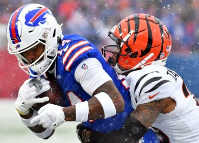 Bills QB Josh Allen aborde l'explosion de la ligne de touche par WR Stefon Diggs