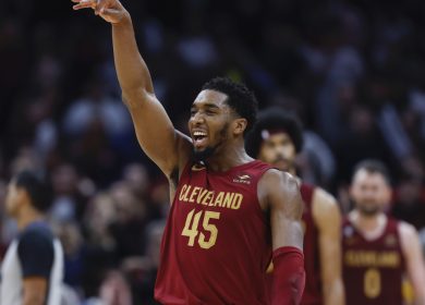 Donovan Mitchell inscrit 71 points, record des Cavs, contre les Bulls