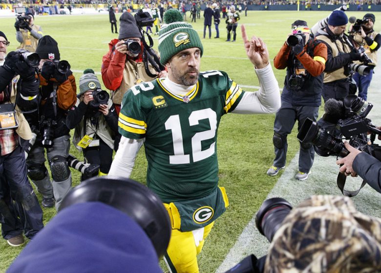 Rumeurs d'Aaron Rodgers: la légende des Jets dit que l'équipe peut annuler son numéro pour QB