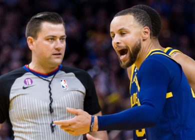 Stephen Curry des Warriors condamné à une amende pour avoir jeté un protège-dents dans les stands